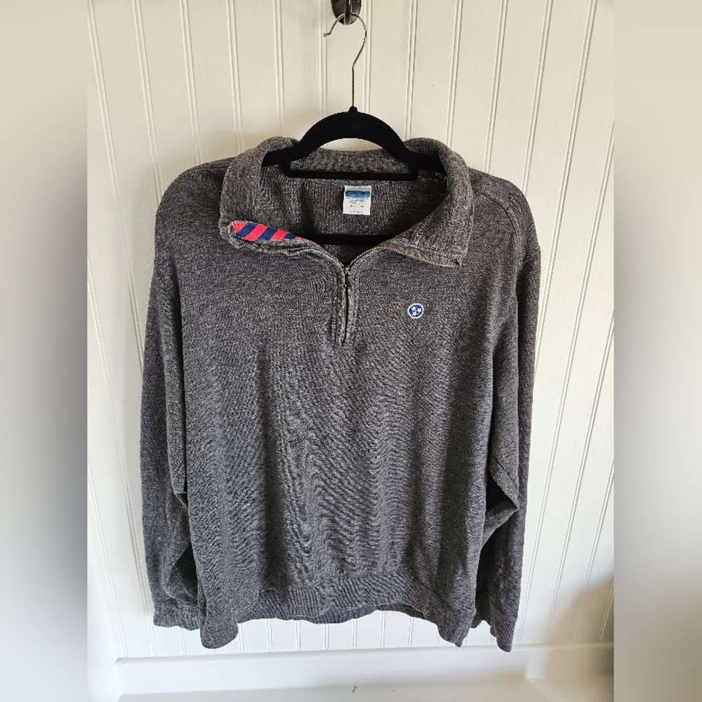 Volunteer Traditions Tri-Star Quarter Zip